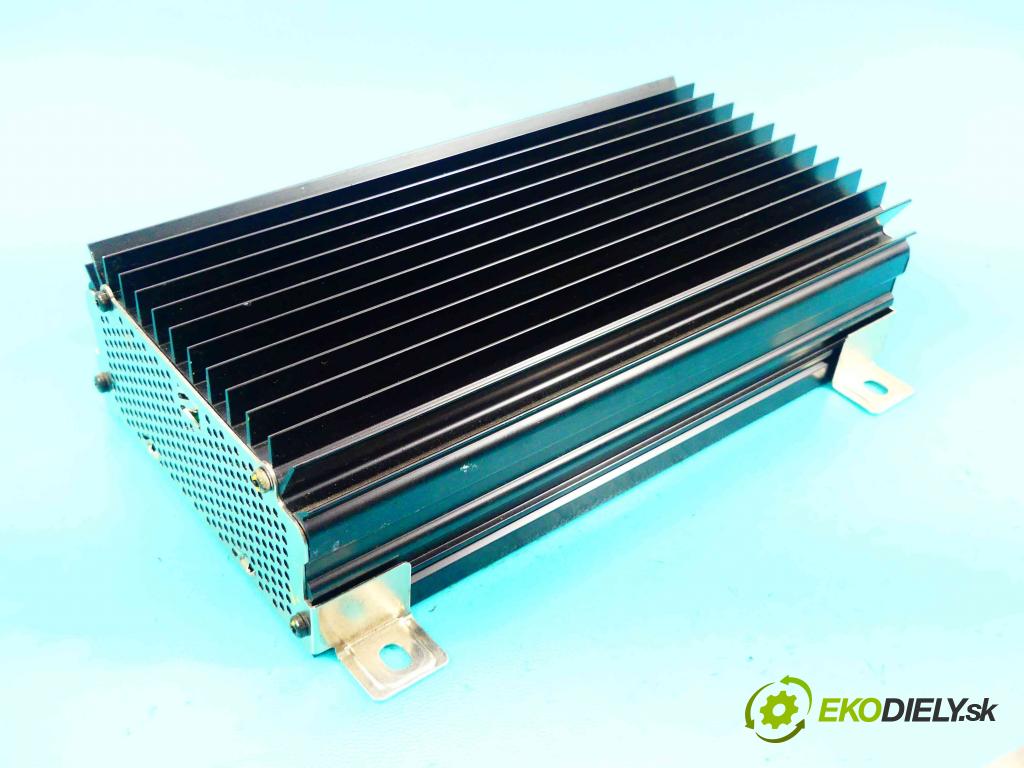 Cadillac SRX 2003-2009 3.6 V6 258 HP automatic 190 kW 3564 cm3 5- Zesilovač: 308160420 (Zosilňovače)