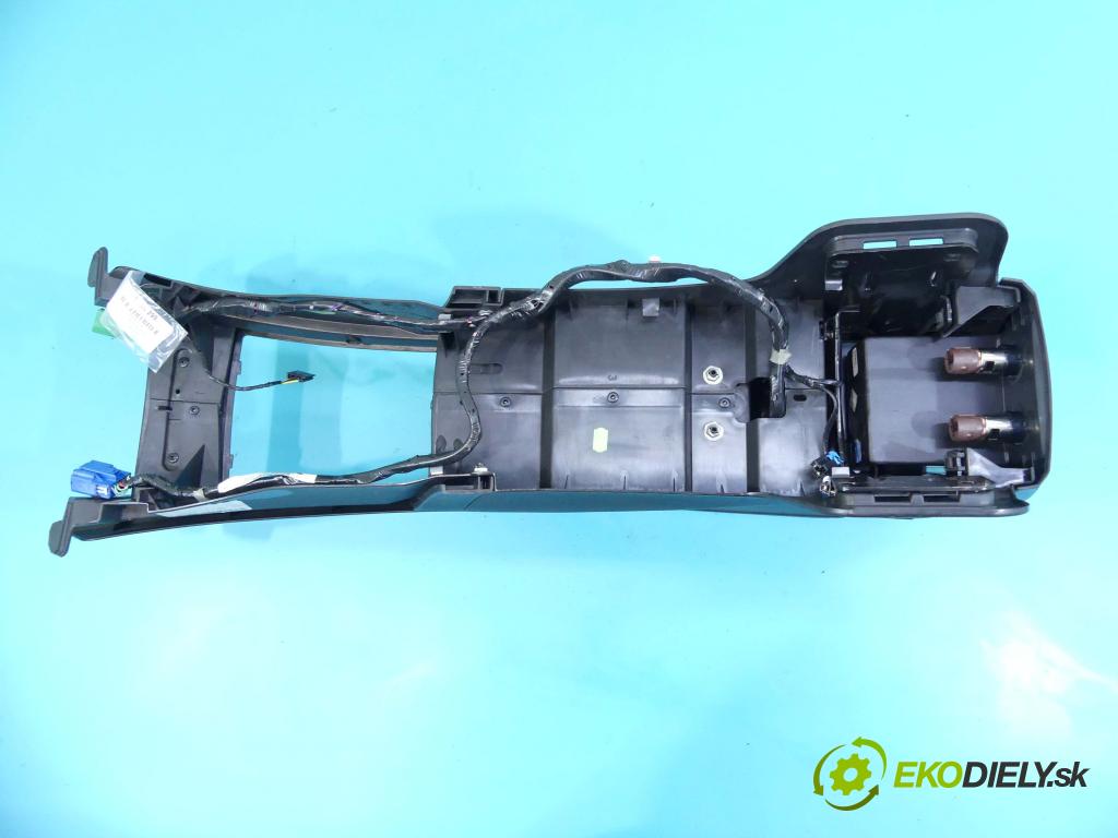 Cadillac SRX 2003-2009 3.6 V6 258 HP automatic 190 kW 3564 cm3 5- operadlo 1GA0205716 (Lakťové opierky)