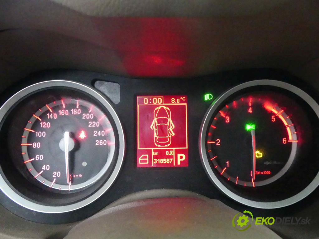 Alfa romeo 159 2.4 JTDm 200 HP automatic 147 kW 2387 cm3 5- prístrojovka/ budíky A2C53258529 (Prístrojové dosky, displeje)