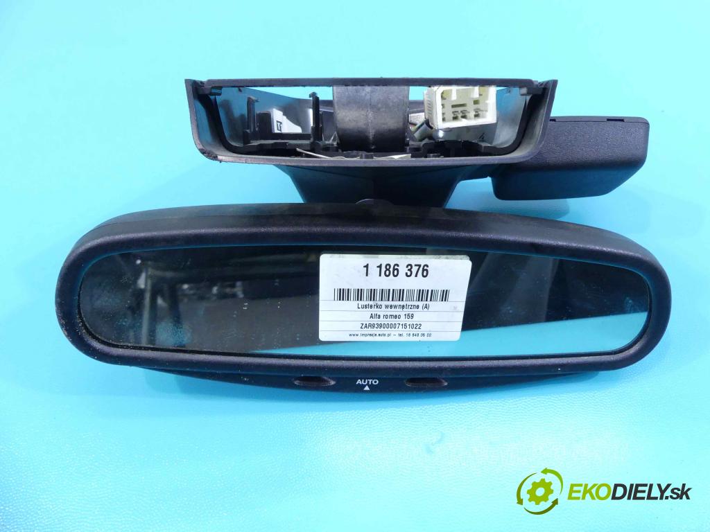 Alfa romeo 159 2.4 JTDm 200 hp automatic 147 kW 2387 cm3 5- zpětné zrcátko vnitřní 001560549040 (Světla vnitřní)