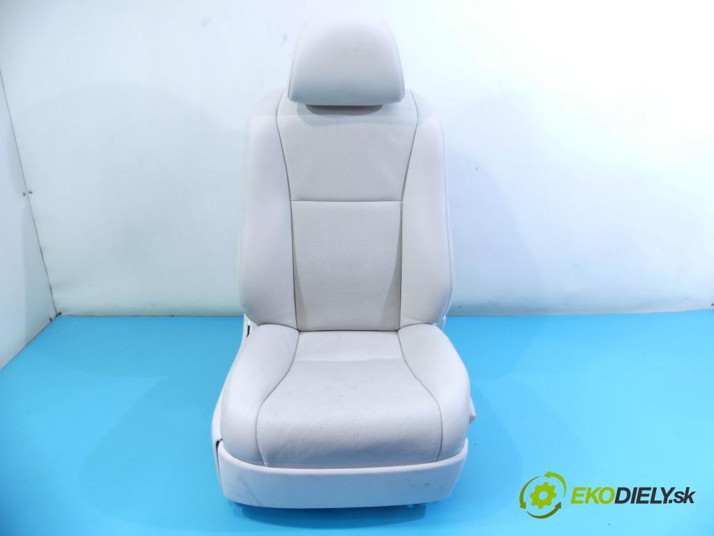 Lexus LS IV 2006-2017 5.0 V8 automatic 290 kW 4969 cm3 4- Sedadlo pravý  (Sedačky, sedadla)