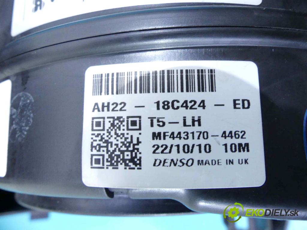 Land rover Range Rover III L322 02-12 3.0 D V6 245KM automatic 180 kW 2993 cm3 5- radiator AH22-18C424-ED (Radiátory kúrenia)