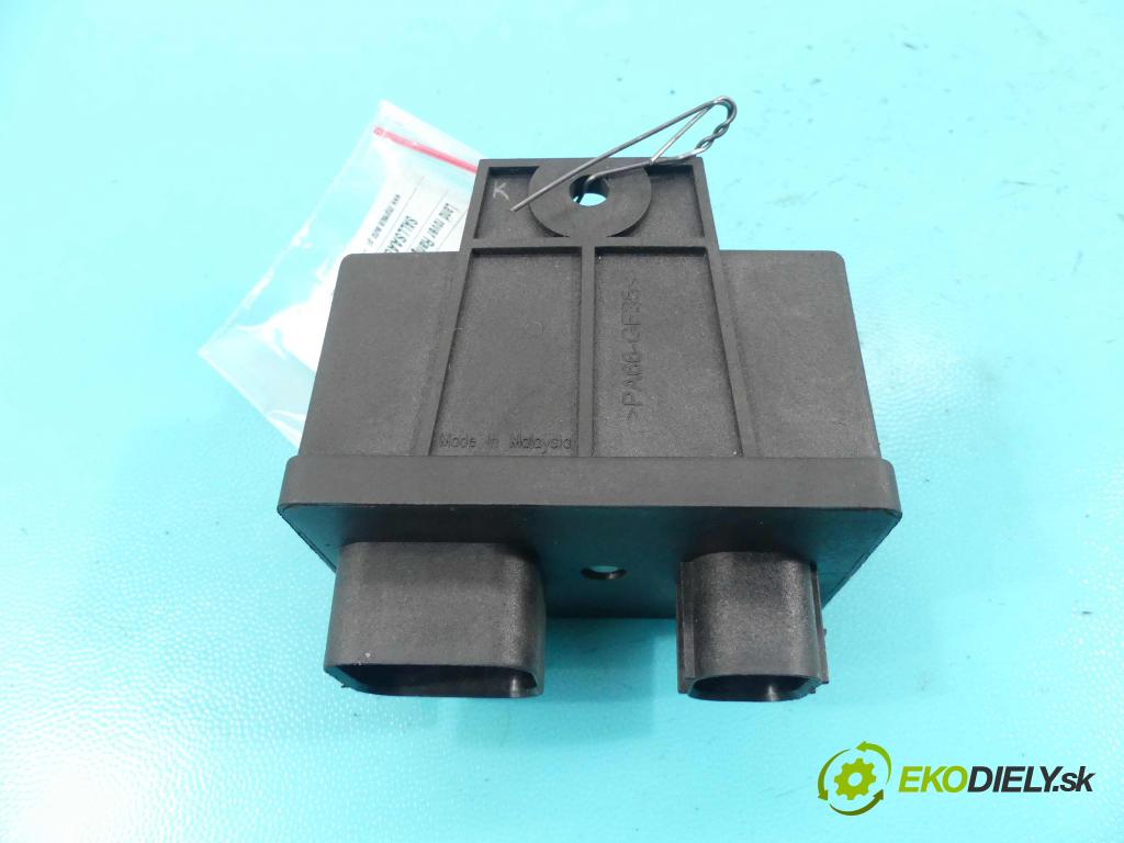 Land rover Range Rover sport I L320 3.0 D V6 245KM automatic 180 kW 2993 cm3 5- Relé: 9665940680 (Relé)