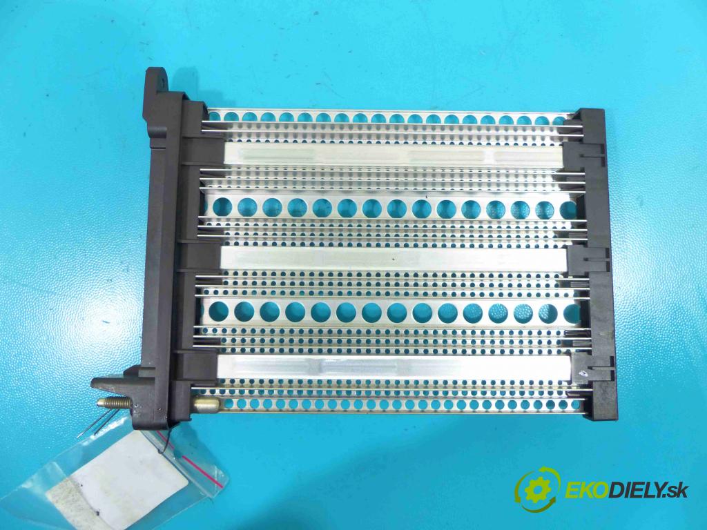 Vw Golf VII 2012-2020 2.0 tdi 150 HP manual 110 kW 1968 cm3 5- radiator 5Q0963235B (Radiátory kúrenia)