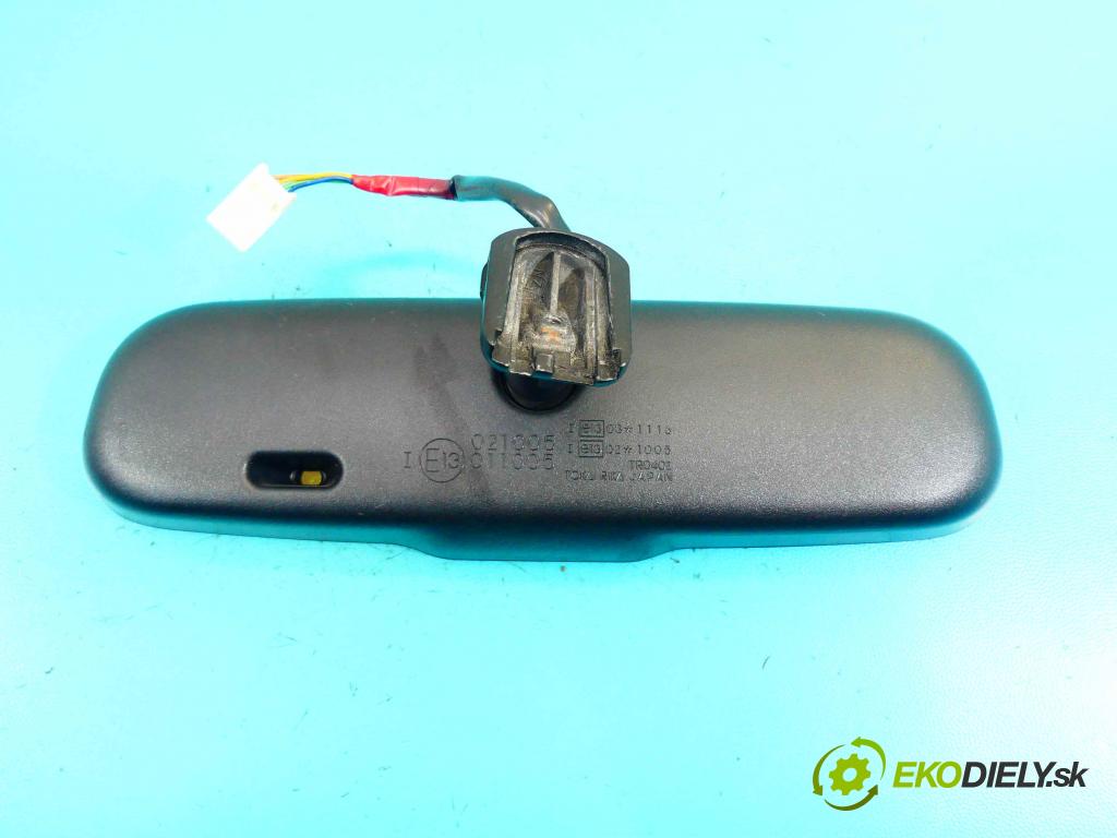 Lexus LS IV 2006-2017 5.0 V8 394KM automatic 290 kW 4969 cm3 4- zpětné zrcátko vnitřní  (Světla vnitřní)