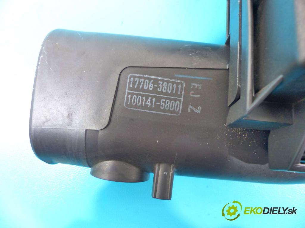 Lexus LS IV 2006-2017 5.0 V8 394KM: automatic 290 kW 4969 cm3 4- obal filtra vzduchu 17702-38010 (Obaly filtrov vzduchu)