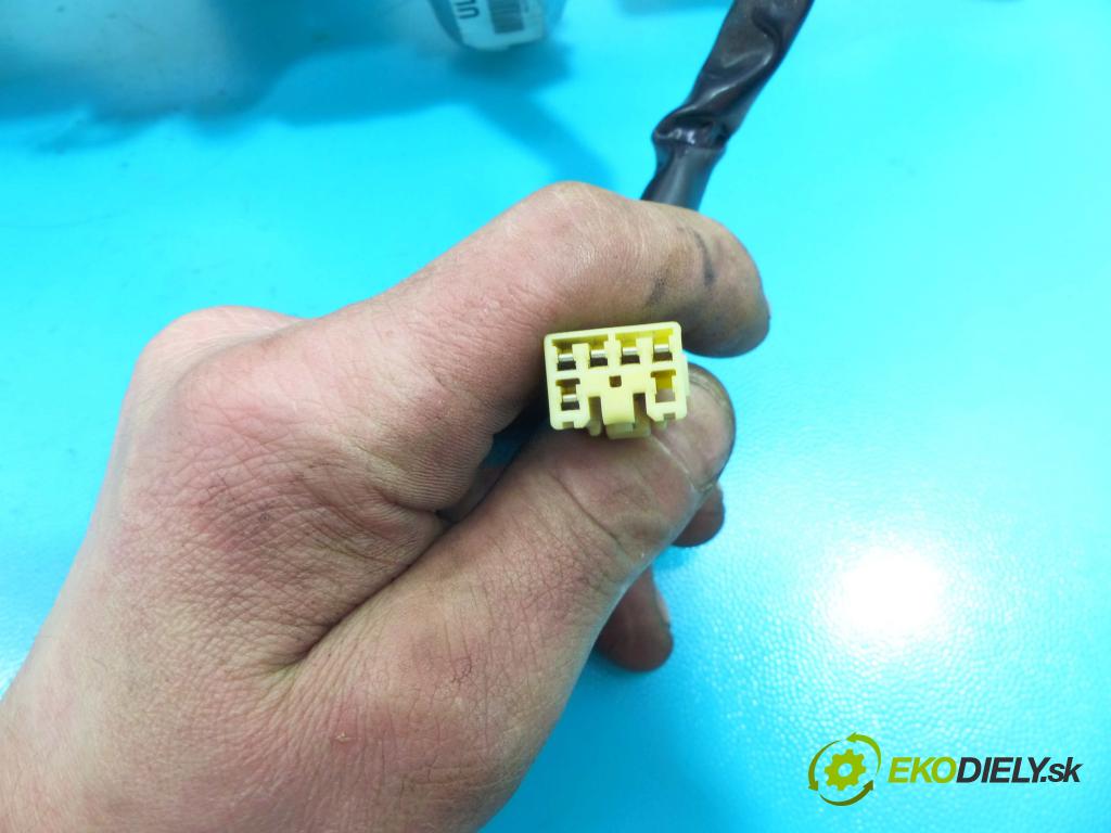 Lexus LS IV 2006-2017 5.0 V8 394KM: automatic 290 kW 4969 cm3 4- Sloupec: volant  (Tyče riadenia (volantu))