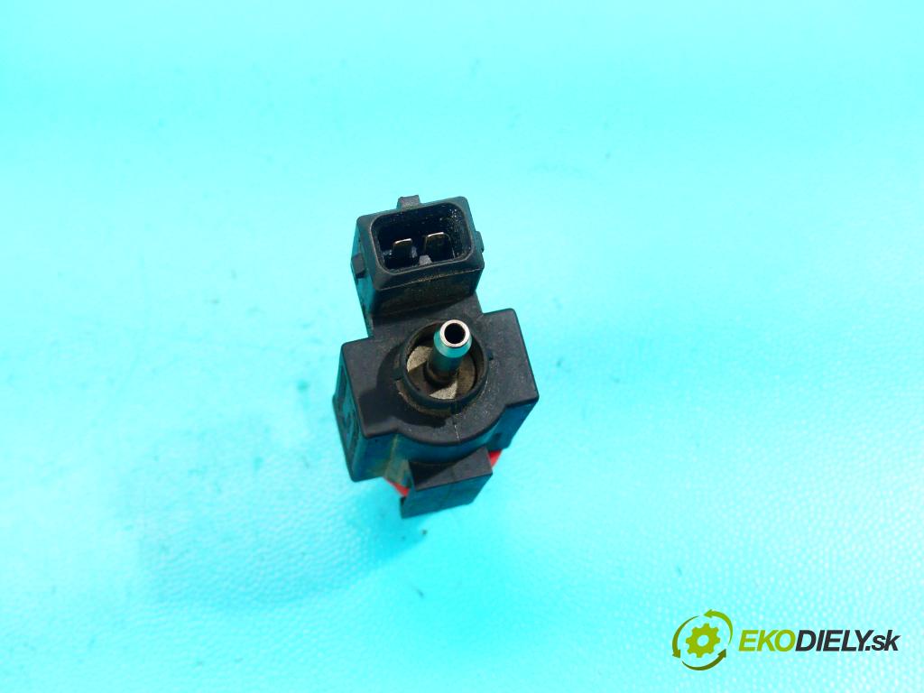 Land rover Range Rover III L322 02-12 3.0 D V6 245KM automatic 180 kW 2993 cm3 5- ventil podtlaku AH22-209054-AA (Ventily)