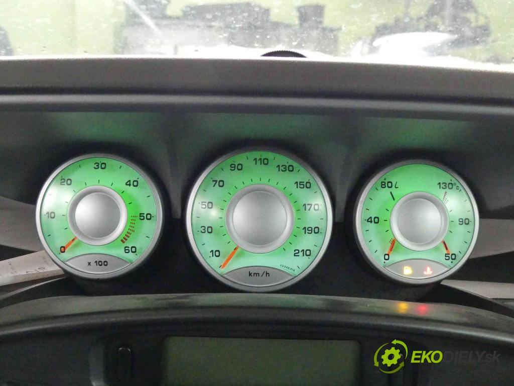 Citroen C8 2002-2014 2.2 hdi 128 HP manual 94 kW 2179 cm3 5- prístrojovka/ budíky 1490107080 (Prístrojové dosky, displeje)