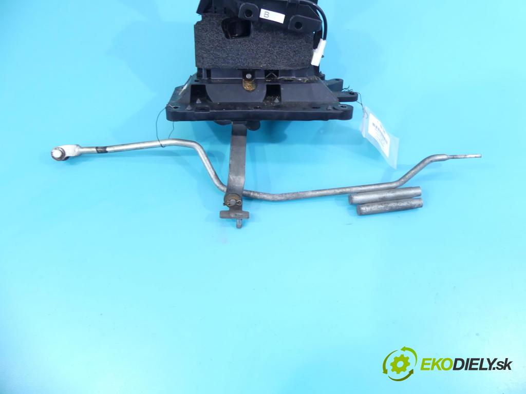 Lexus LS IV 2006-2017 5.0 V8 394KM: automatic 290 kW 4969 cm3 4- Páka: Změny: stupeň,rýchlosť  (Rýchlostné páky / kulisy)