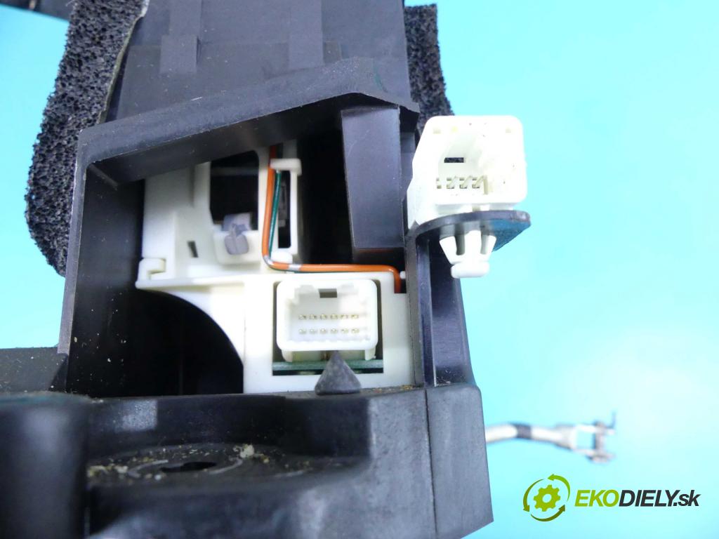 Lexus LS IV 2006-2017 5.0 V8 394KM: automatic 290 kW 4969 cm3 4- Páka: Změny: stupeň,rýchlosť  (Rýchlostné páky / kulisy)