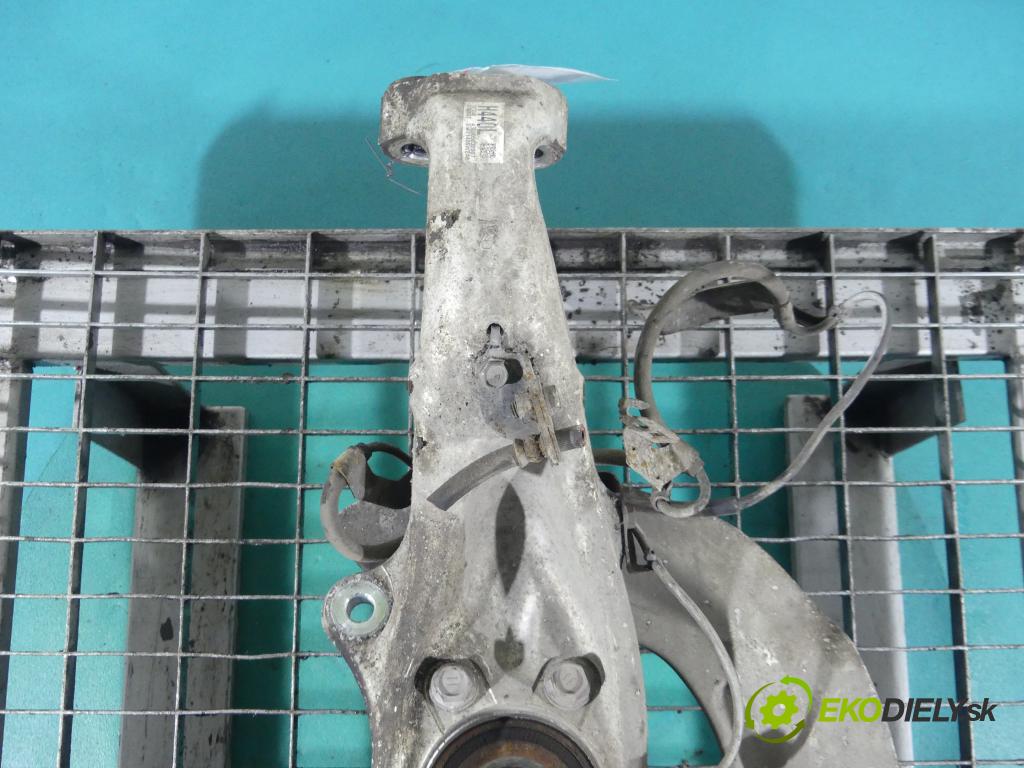 Lexus LS IV 2006-2017 5.0 V8 394KM: automatic 290 kW 4969 cm3 4- náboj ľavé  (Náboje)