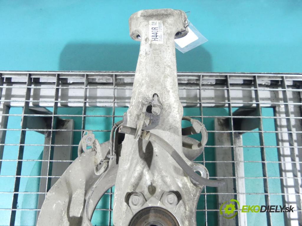 Lexus LS IV 2006-2017 5.0 V8 394KM: automatic 290 kW 4969 cm3 4- náboj pravé  (Náboje)