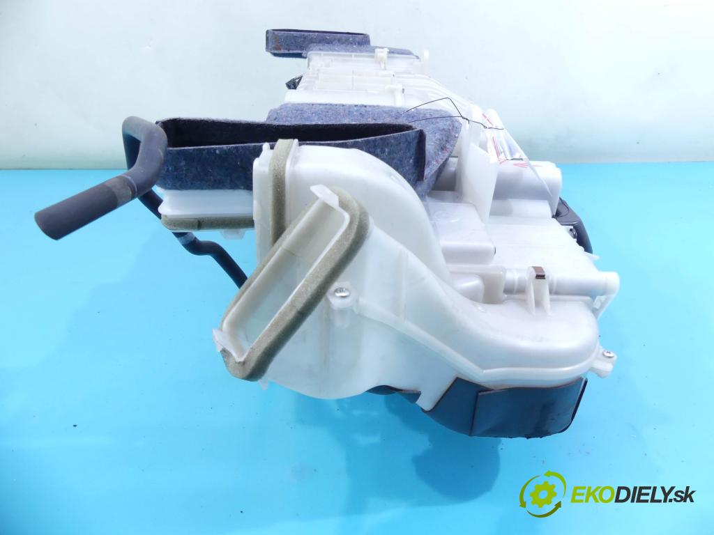 Lexus LS IV 2006-2017 5.0 V8 394KM: automatic 290 kW 4969 cm3 4- radiator 87030-50050 (Radiátory kúrenia)