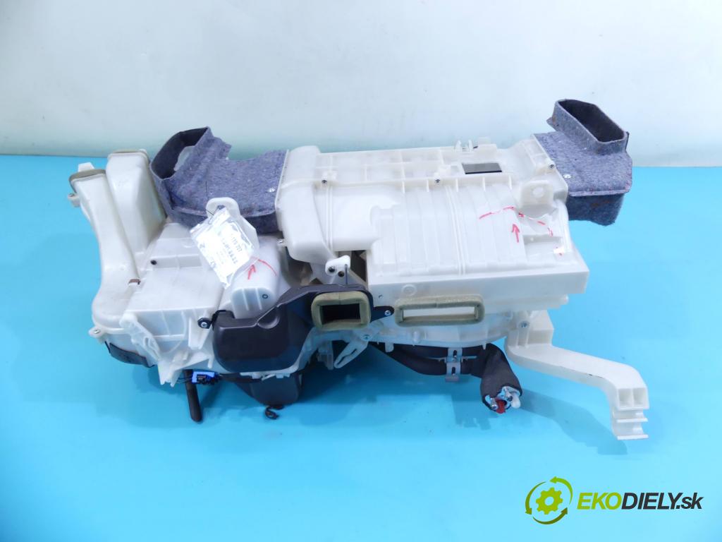 Lexus LS IV 2006-2017 5.0 V8 394KM: automatic 290 kW 4969 cm3 4- radiator 87030-50050 (Radiátory kúrenia)