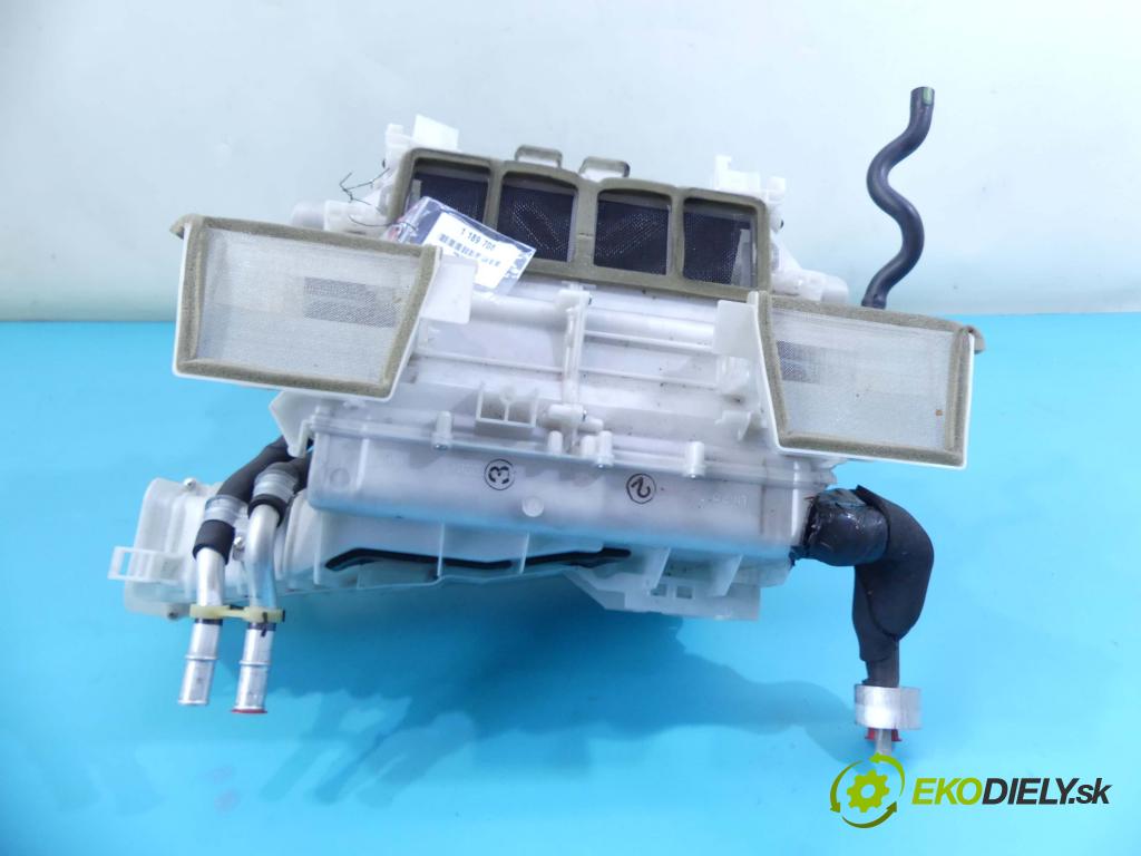 Lexus LS IV 2006-2017 5.0 V8 394KM: automatic 290 kW 4969 cm3 4- radiator 87050-50161 (Radiátory kúrenia)