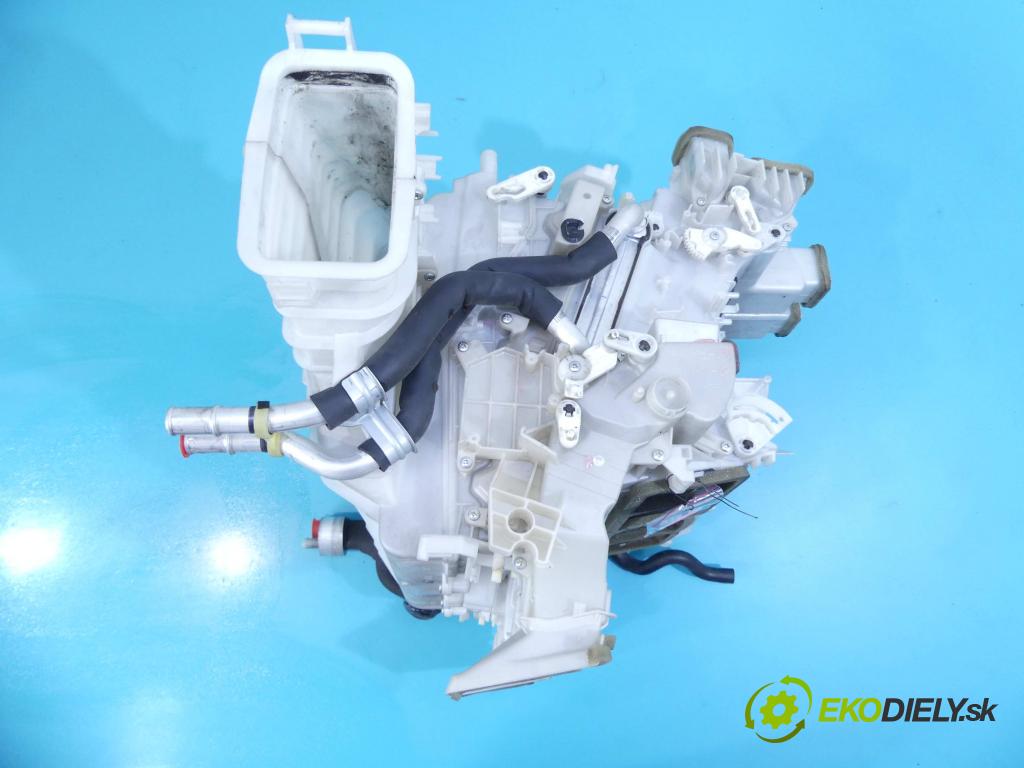 Lexus LS IV 2006-2017 5.0 V8 394KM: automatic 290 kW 4969 cm3 4- radiator 87050-50161 (Radiátory kúrenia)