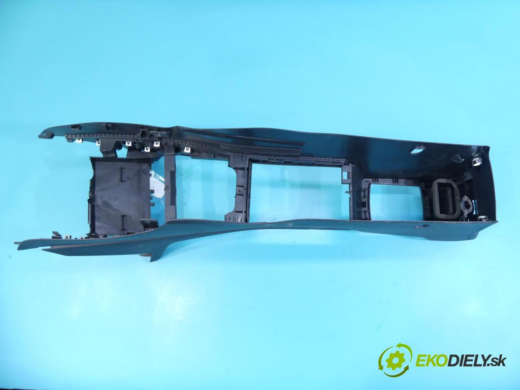 Audi A4 B6 2000-2004 1.9 tdi 131 HP manual 96 kW 1896 cm3 4- operadlo 5G0863289C (Lakťové opierky)