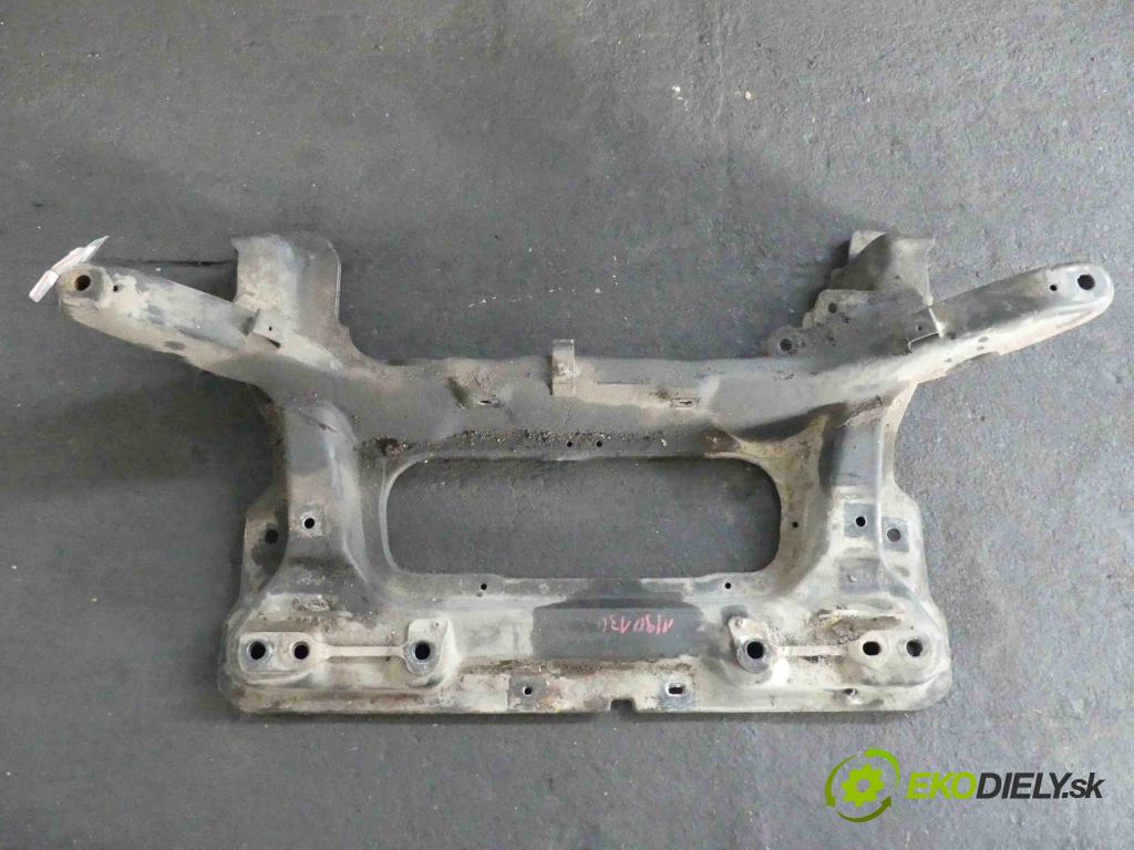 Citroen Xsara Picasso 2.0 hdi 90 hp manual 66 kW 1997 cm3 5- výztuha motoru