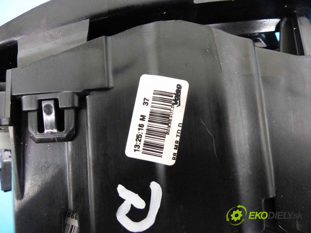 Vw Passat B8 2014 - 2.0 tdi 239KM automatic 176 kW 1968 cm3 5- čočka 3G0998475B