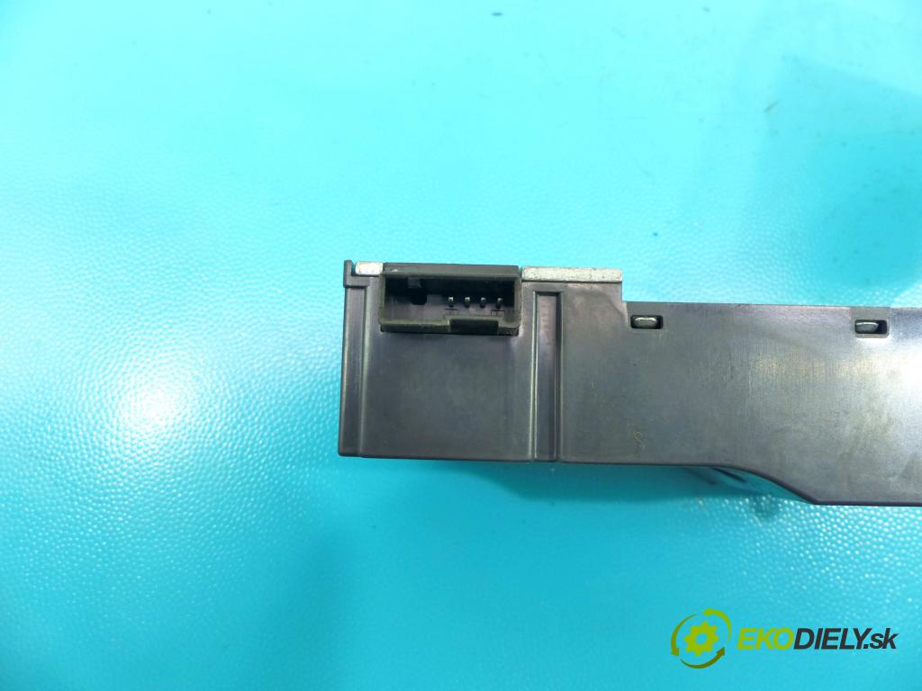 Vw Passat B8 2014 - 2.0 tdi 239KM automatic 176 kW 1968 cm3 5- Blokáda: řízení: 3Q0905861 (Ostatné)