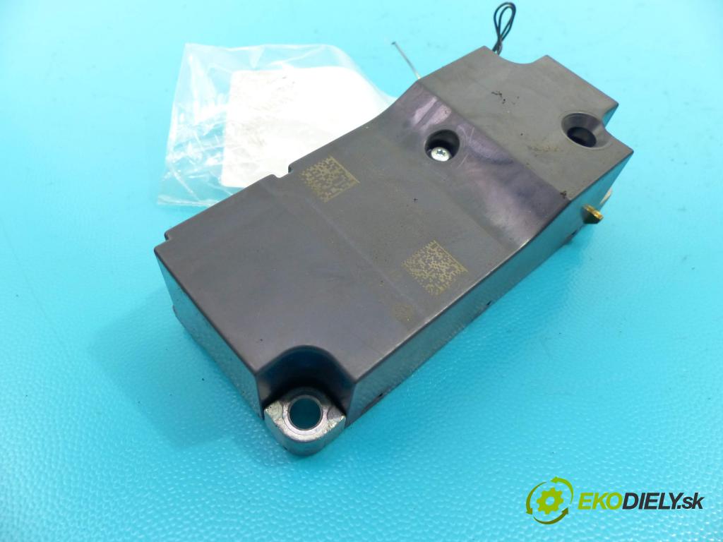 Vw Passat B8 2014 - 2.0 tdi 239KM automatic 176 kW 1968 cm3 5- Blokáda: řízení: 3Q0905861 (Ostatné)