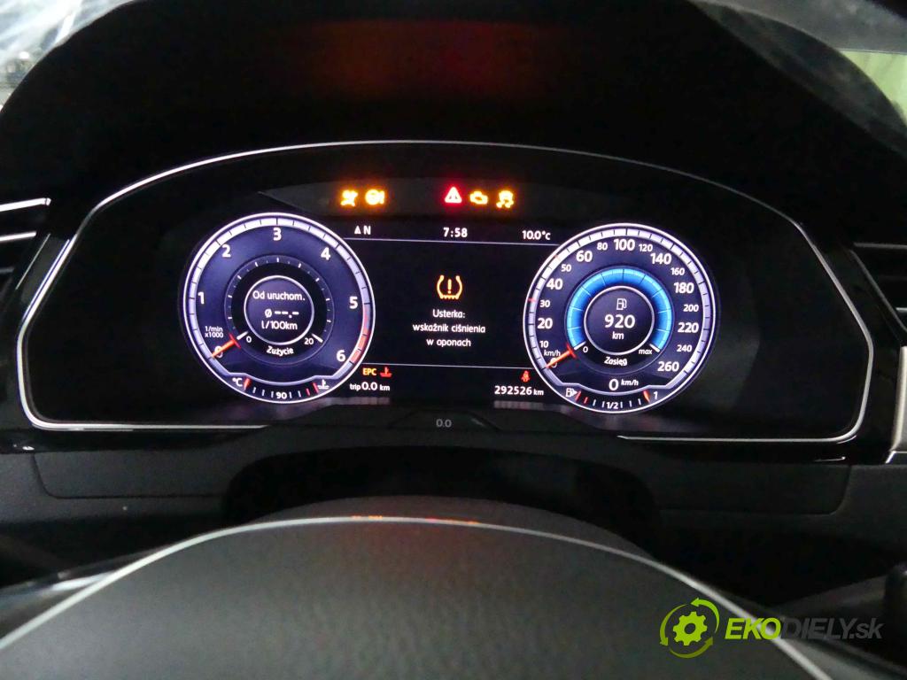 Vw Passat B8 2014 - 2.0 tdi 239KM automatic 176 kW 1968 cm3 5- Přístrojová deska 3G0920791A (Přístrojové desky, displeje)