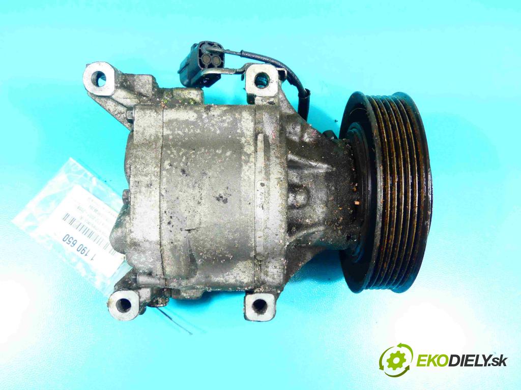 Toyota Corolla E12 2001-2009 1.4 D4D 90 hp manual 66 kW 1364 cm3 5- čerpadlo klíma 447260-7961