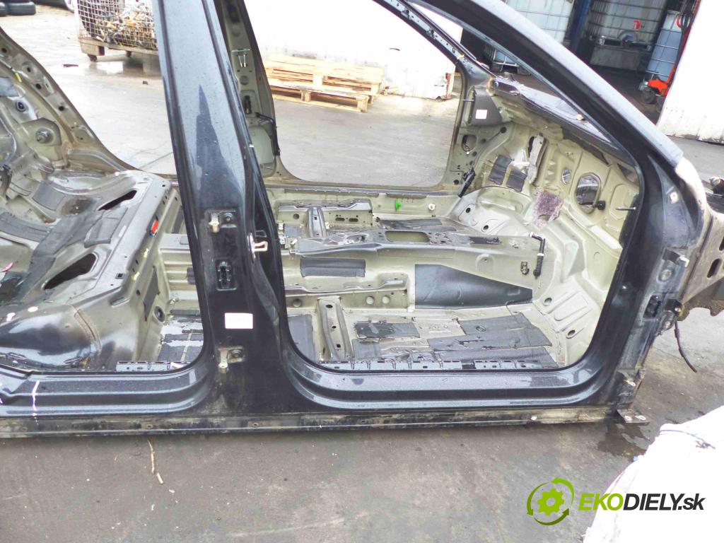 Vw Passat B8 2014 - 2.0 tdi 239KM automatic 176 kW 1968 cm3 5- práh pravý  (Ostatní)