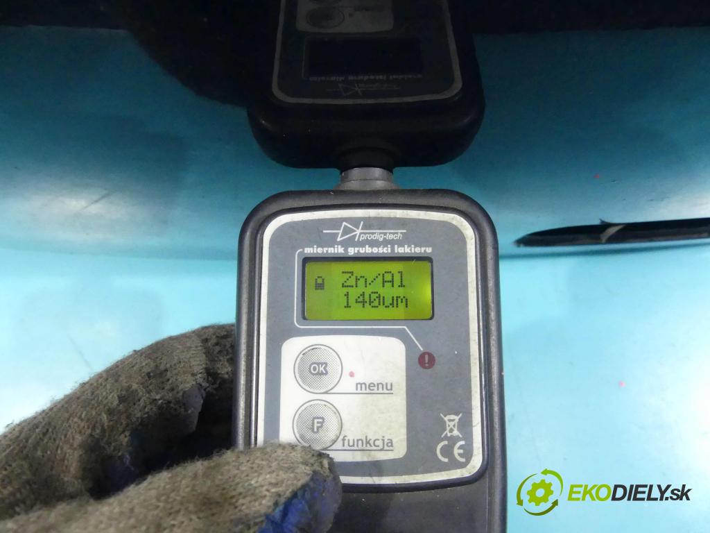 Vw Golf IV 1997-2003 1.4 16v 75 HP manual 55 kW 1390 cm3 3- zadna kufor  (Zadné kapoty)