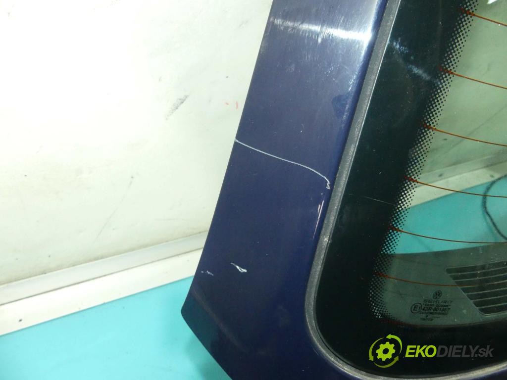 Vw Golf IV 1997-2003 1.4 16v 75 HP manual 55 kW 1390 cm3 3- zadna kufor  (Zadné kapoty)