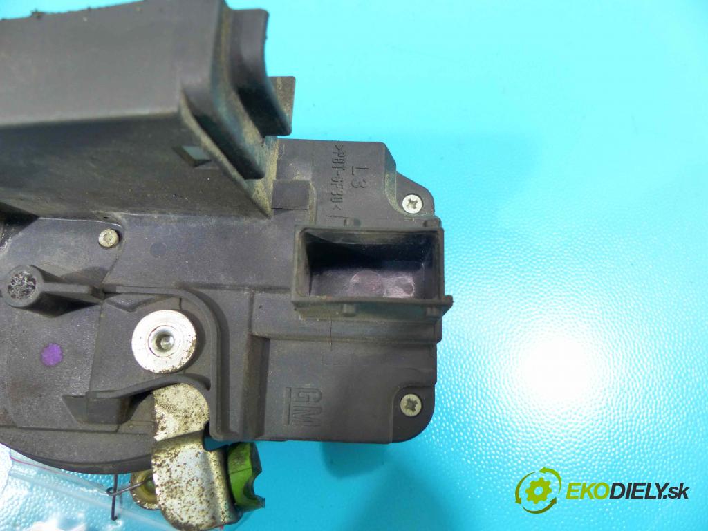 Opel Astra II 1998-2009 1.4 16V 90 hp manual 66 kW 1389 cm3 5- zámek přední levý 24444011
