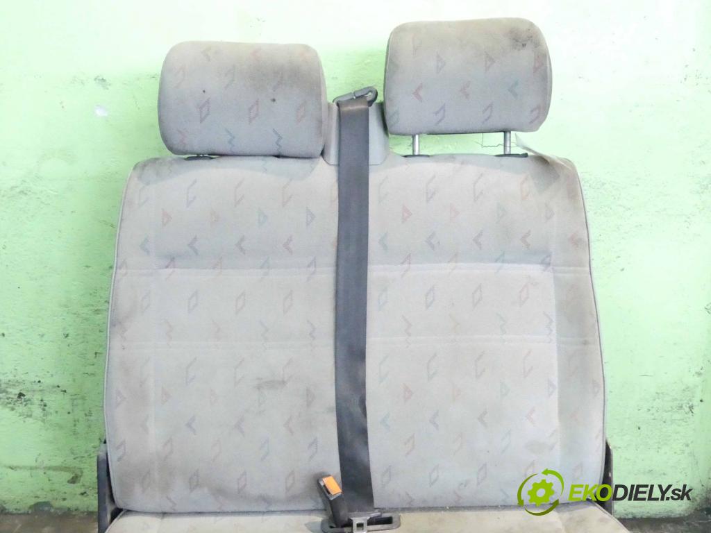 Vw Transporter T4 1990-2003 1.9 TD 68 hp manual 50 kW 1896 cm3 5- Sedadlo pravý  (Sedačky, sedadla)