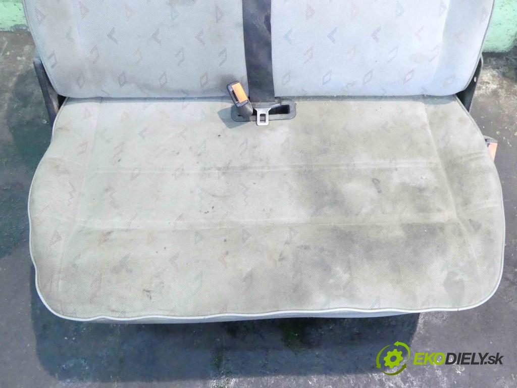 Vw Transporter T4 1990-2003 1.9 TD 68 hp manual 50 kW 1896 cm3 5- Sedadlo pravý  (Sedačky, sedadla)