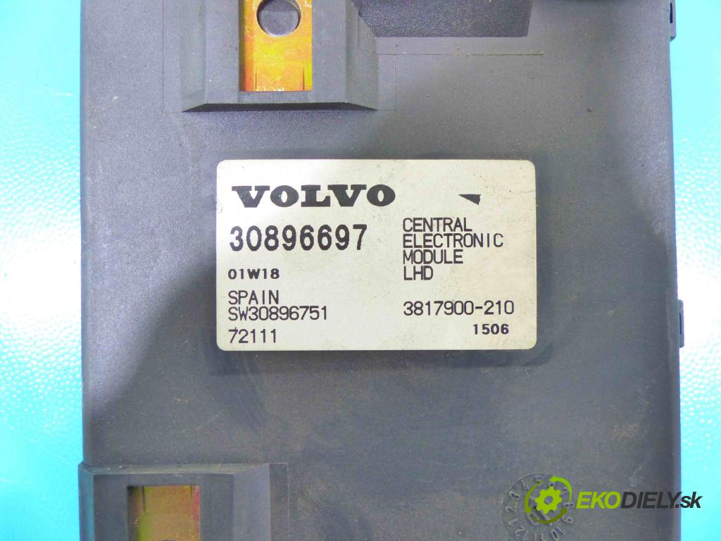 Volvo V40 I 1995-2004 1.9 DCI 116 HP manual 85 kW 1870 cm3 5- modul riadiaca jednotka 30896697 (Ostatné)