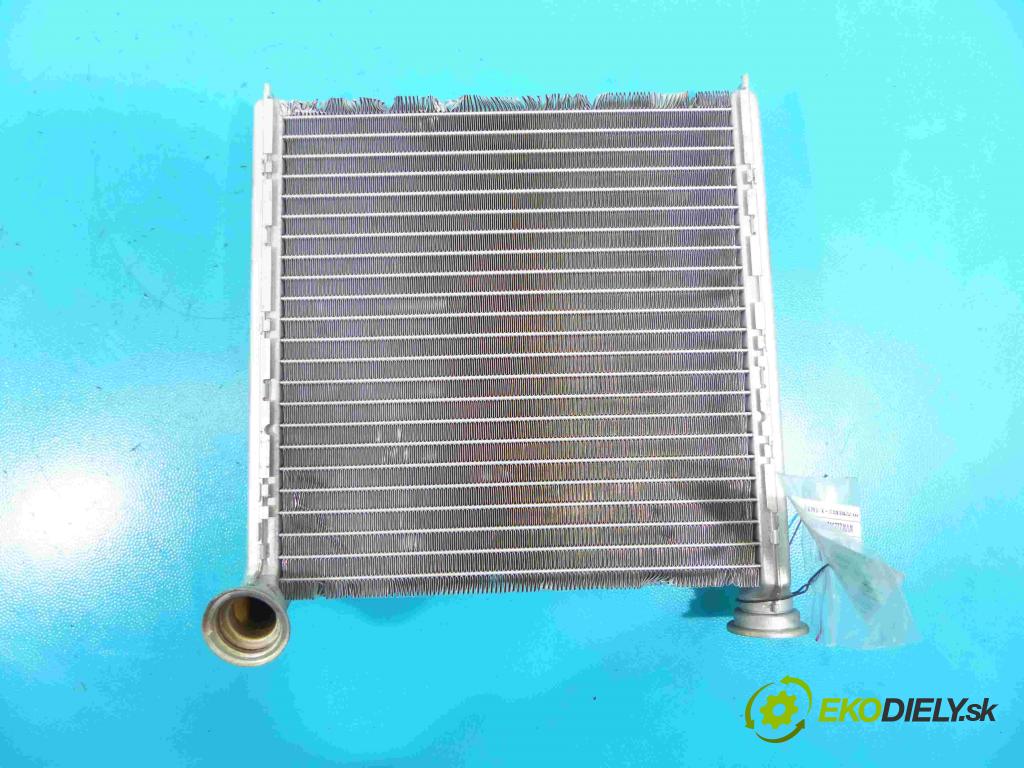 Vw Passat B8 2014 - 2.0 tdi 239KM automatic 176 kW 1968 cm3 5- radiator  (Radiátory kúrenia)