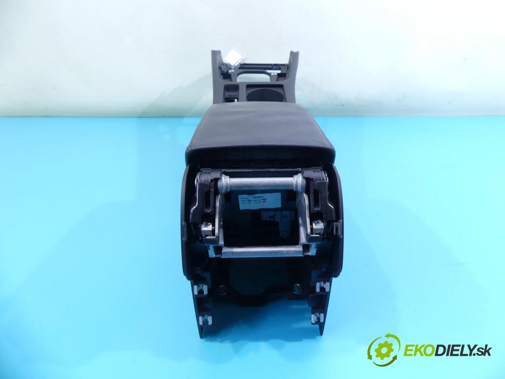 Vw Passat B8 2014 - 2.0 tdi 239KM automatic 176 kW 1968 cm3 5- operadlo 3G1963241C (Lakťové opierky)