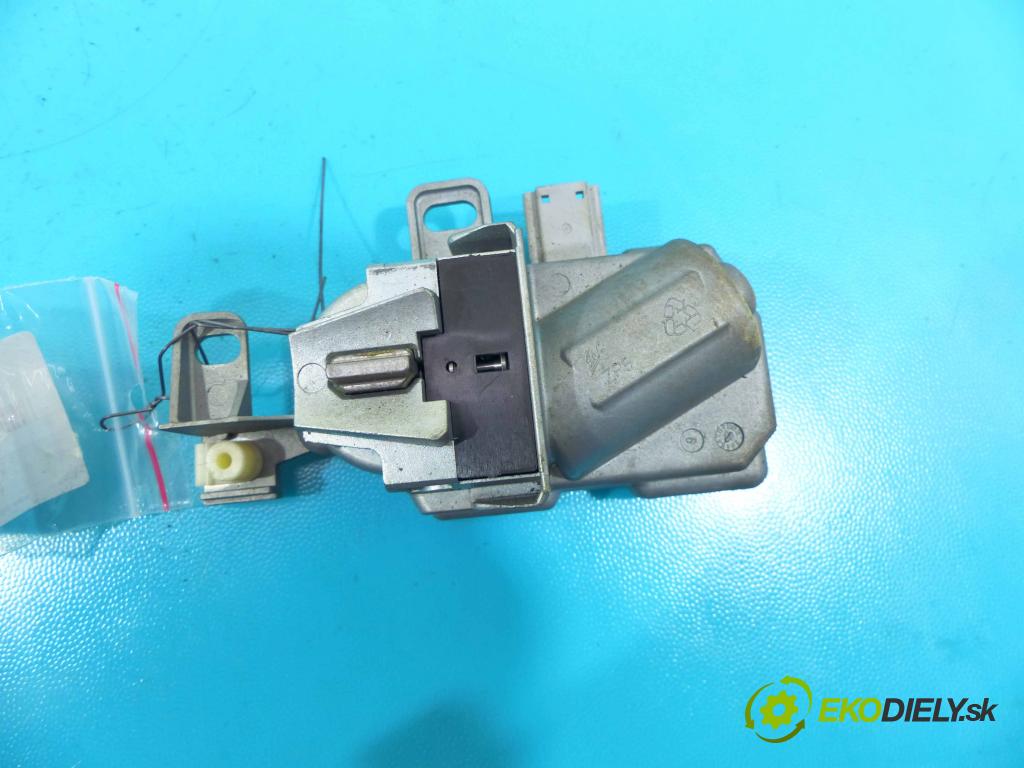 Volvo V40 II 2012-2019 2.0 D2 120 HP manual 88 kW 1969 cm3 5- Blokáda: řízení: 31340956 (Ostatné)