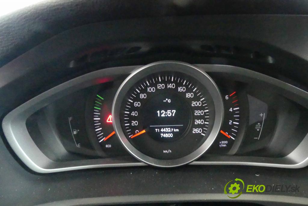 Volvo V40 II 2012-2019 2.0 D2 120 HP manual 88 kW 1969 cm3 5- prístrojovka/ budíky 36011338 (Prístrojové dosky, displeje)