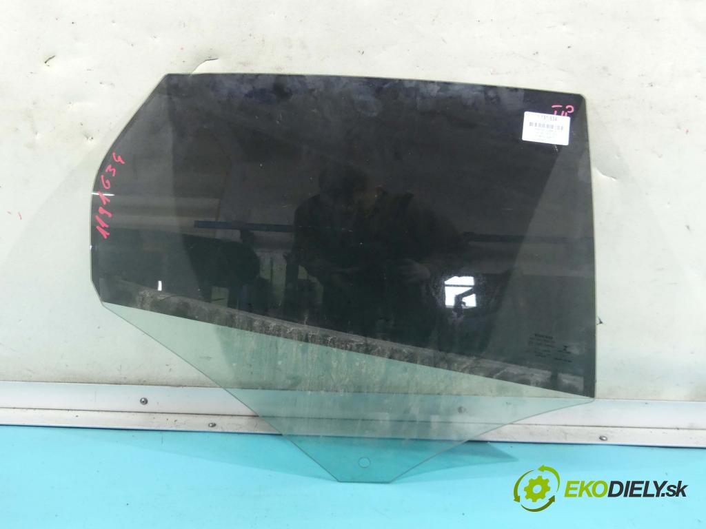 Volvo V40 II 2012-2019 2.0 D2 120 HP manual 88 kW 1969 cm3 5- sklo dvere zadné pravé 