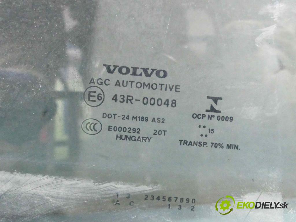 Volvo V40 II 2012-2019 2.0 D2 120 HP manual 88 kW 1969 cm3 5- sklo dvere zadné pravé