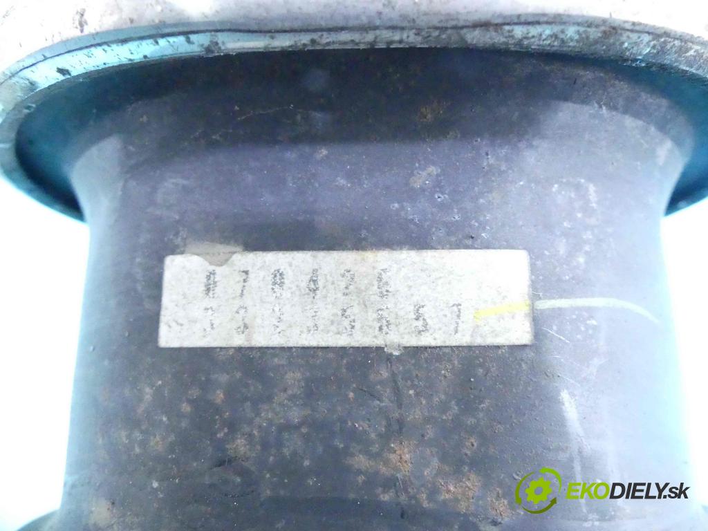 Lexus LS IV 2006-2017 5.0 V8 394KM: automatic 290 kW 4969 cm3 4- airbag motora  (Držiaky motora)