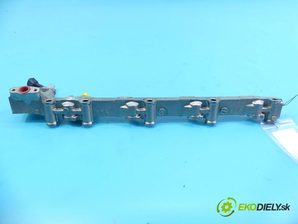 Lexus LS IV 2006-2017 5.0 V8 394KM: automatic 290 kW 4969 cm3 4- lišta vstrekovacia 20321-31010 (Vstrekovacie lišty)