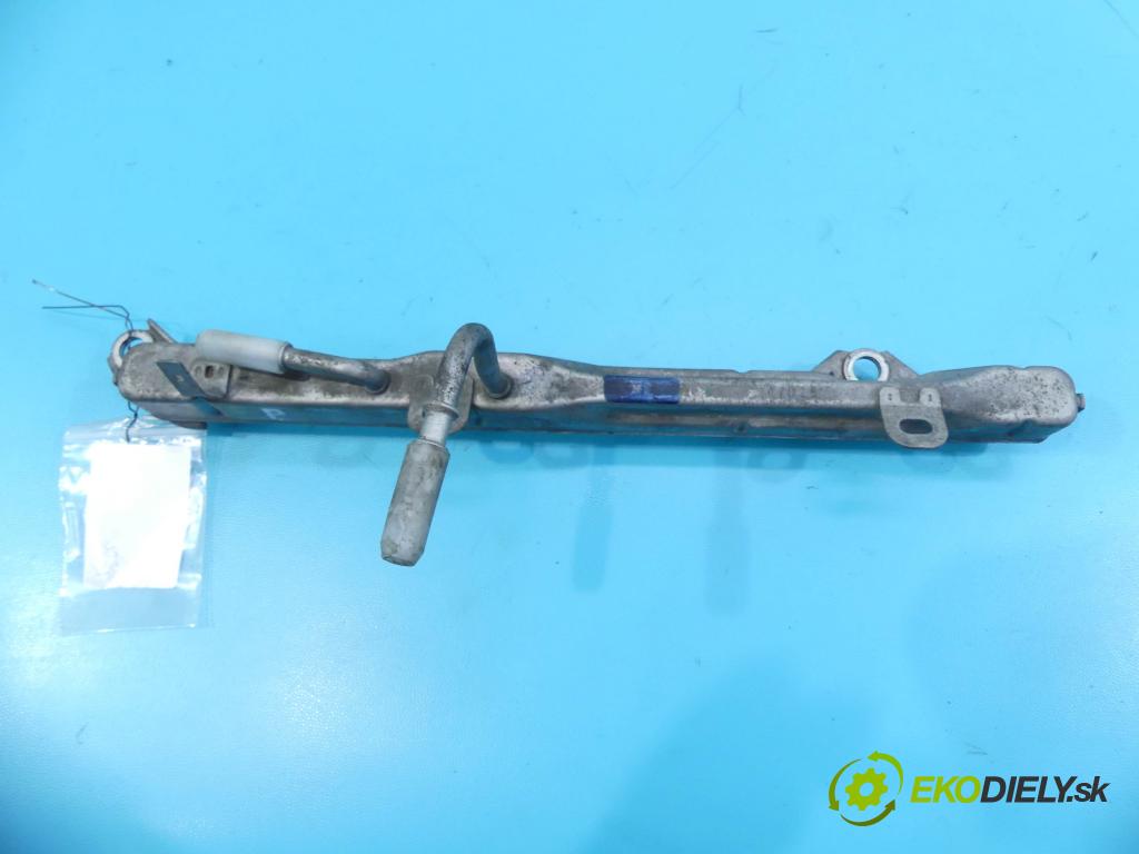 Lexus LS IV 2006-2017 5.0 V8 394KM: automatic 290 kW 4969 cm3 4- lišta vstrekovacia  (Vstrekovacie lišty)