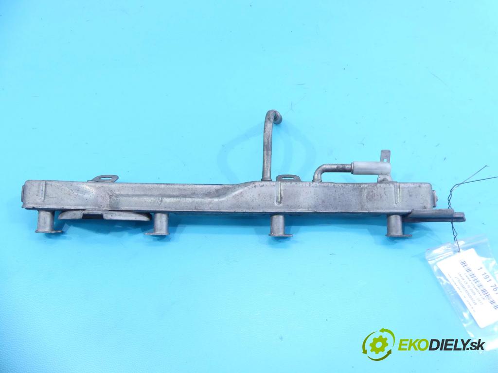 Lexus LS IV 2006-2017 5.0 V8 394KM: automatic 290 kW 4969 cm3 4- lišta vstrekovacia  (Vstrekovacie lišty)