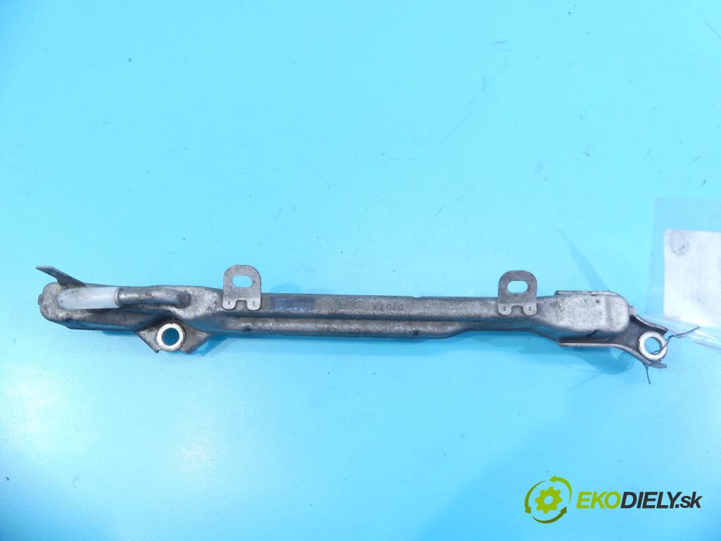 Lexus LS IV 2006-2017 5.0 V8 394KM: automatic 290 kW 4969 cm3 4- lišta vstrekovacia  (Vstrekovacie lišty)