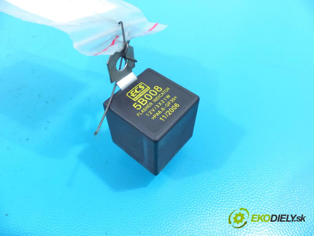 Toyota Rav4 III 2005-2012 2.2 D-CAT 177 HP manual 130 kW 2231 cm3 5- Relé: 5B008 (Relé)