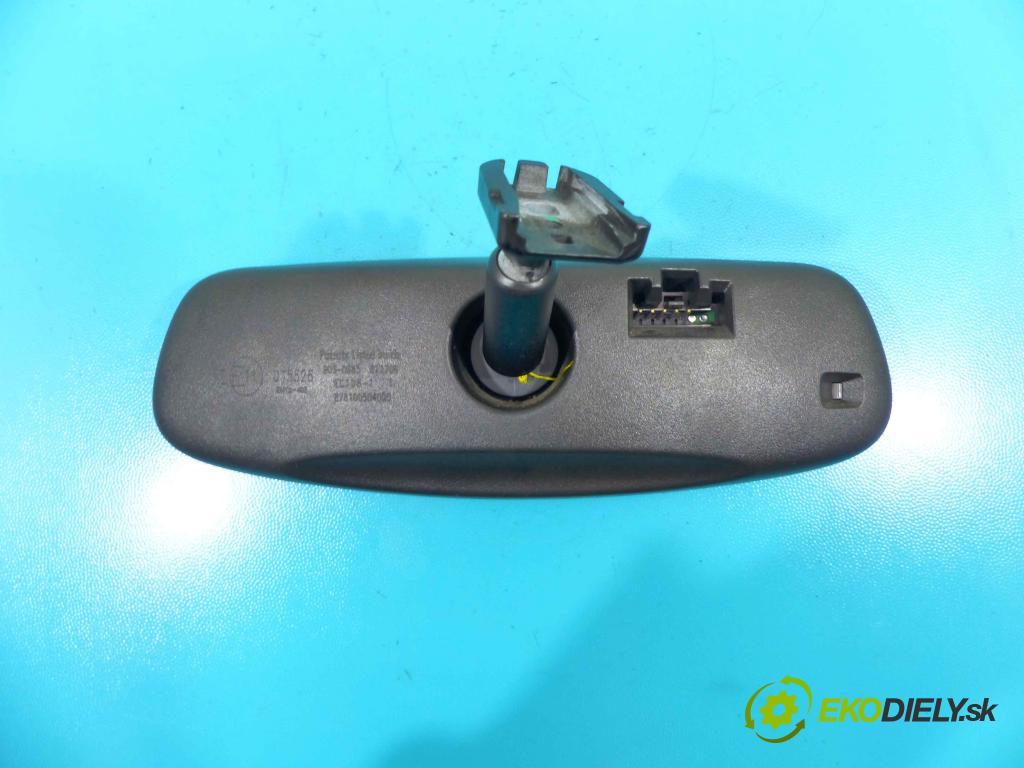 Toyota Rav4 III 2005-2012 2.2 D-CAT 177 hp manual 130 kW 2231 cm3 5- zpětné zrcátko vnitřní  (Světla vnitřní)