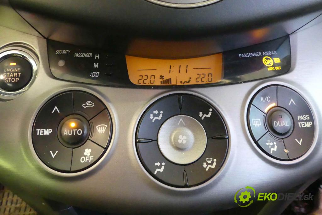 Toyota Rav4 III 2005-2012 2.2 D-CAT 177 HP manual 130 kW 2231 cm3 5- panel kúrenia 55900-42250
