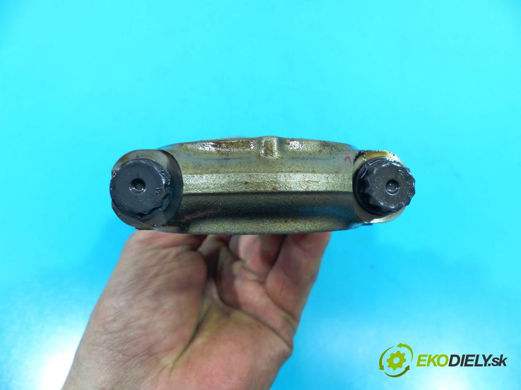 Toyota Rav4 III 2005-2012 2.2 D-CAT 177 HP manual 130 kW 2231 cm3 5- piest 2AD (Piesty)